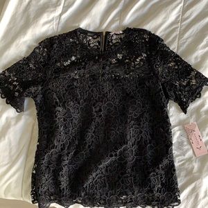 NWT Black floral lace top🖤